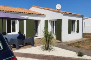 LARGE house with GARDEN in SAINTE-MARIE-DE-RÉ